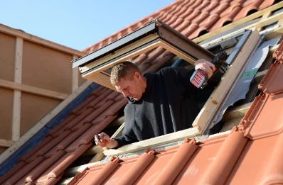 Pose de fenêtres de toit Velux à Parux